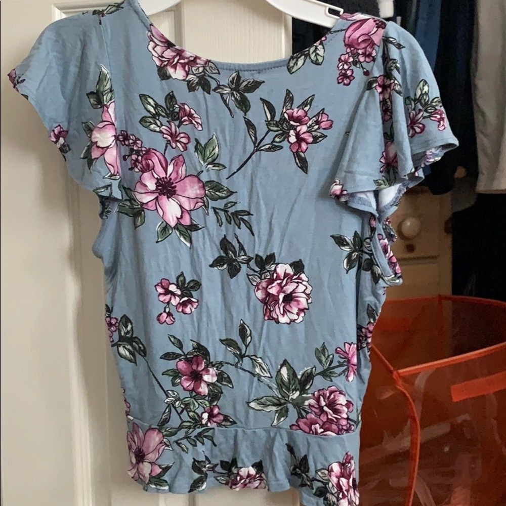 Top - Picture 2 of 2